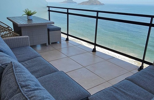 Mazatlan Appartement | PEACEFUL 2BR condo, fully equipped, beach access.