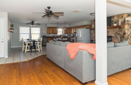 Northumberland Maison | Peaceful 3BR Riverfront - Hot Tub, River Access, Views, Pet Friendly w/ Fee