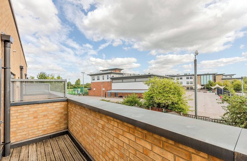 Waltham Forest Maison | Peaceful 4BR Home w/Garden& Parking in Walthamstow