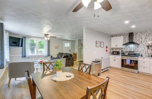 Allegany Maison | Peaceful Allegany Home, Walk to SBU!