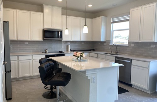 Wetmore Maison | Peaceful and Central house for family fun!