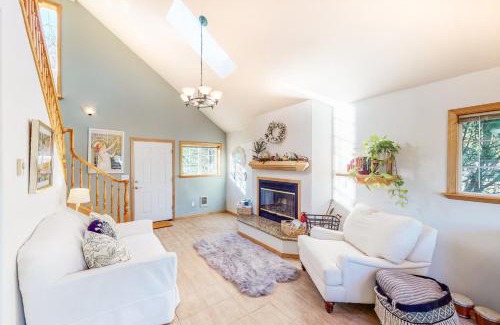 Nehalem Maison | Peaceful Bayside Sanctuary