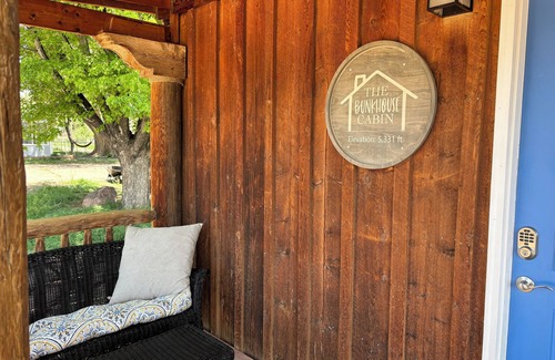 Canon City Cabine | Peaceful Bunkhouse cabin with mtn views near Arkansas River attractions & town