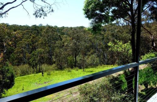 St Andrews Maison | Peaceful bush retreat in newly renovated lodge in St Andrews
