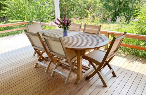Chilmark Maison | Peaceful Enclave with Chilmark Association Beach and Tennis Courts