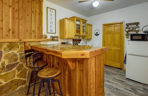 Elbert Maison | Peaceful Colorado Ranch Retreat w/ Deck & Acreage