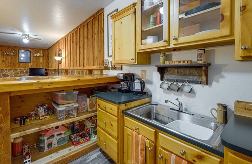 Elbert Maison | Peaceful Colorado Ranch Retreat w/ Deck & Acreage