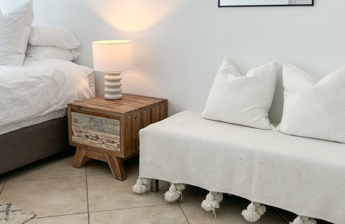 Middle Pocket Cottage | Peaceful Cottage, 10mins to Beach, Private Pool - Farm Stay