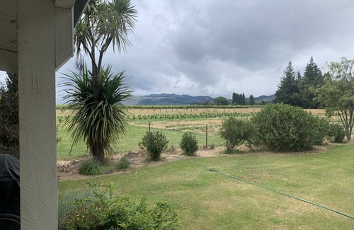 Renwick Cottage | Cottage paisible entouré de jardins sur la route des vins de Marlborough