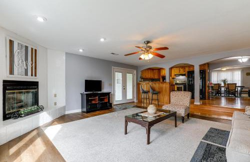 Council Maison | Peaceful Delco Family Home with Private Deck!