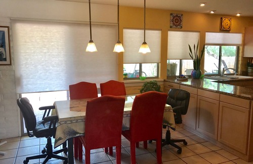 Rancho Feliz Maison | MAISON DÉSERTE PAISIBLE - 1 ACRE AU CALME CUL DE SAC - NO TUCSON - AVEC SALLE DE MUSIQUE