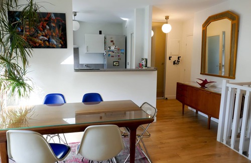 Belleville Appartement | DUPLEX Parking & Terrasse & 5 chambres