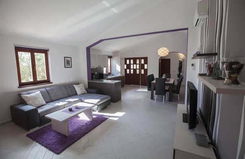 Galizana Villa | Maison familiale paisible 'Tedi' "