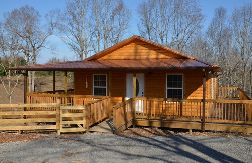 Gainesboro Cabine | Atmosphère de ferme pays paisible