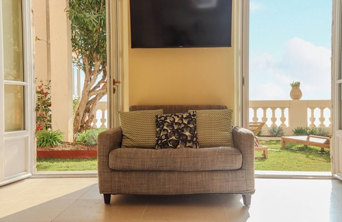 Lazaret Appartement | Peaceful garden apartment on Mont Boron spectacular sea view. Brand new renov.
