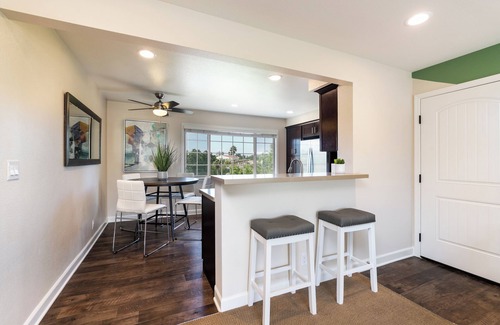 Thousand Oaks Appartement | Stylish & Serene 2-bed, 2-bath with King beds, Fast WiFi