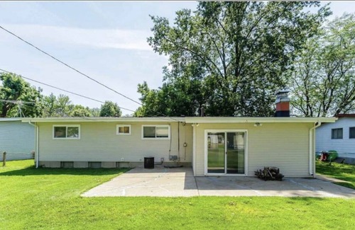Florissant Maison | Peaceful Getaway in Florissant w/Sauna 5 Beds 2 Baths