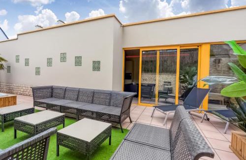 Avelgem Maison | Peaceful Getaway with Spa