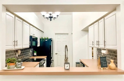 Alachua Maison | Peaceful Golf Stay 2BR/2BA – Gainesville/Alachua