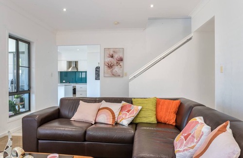 Little Mountain Maison | Peaceful Hideaway in Sunshine Coast