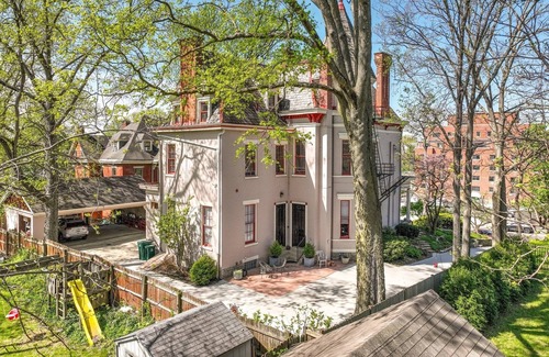 East Walnut HIlls Appartement | Peaceful Hideaway 7min to Downtown