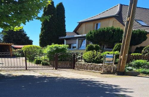 Hanstorf Appartement | Peaceful Hideaway in Gorow