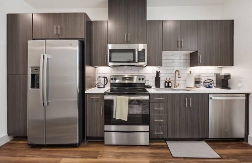 Addison Appartement | Peaceful Hideaway W/ Pool, Gym & Free parking