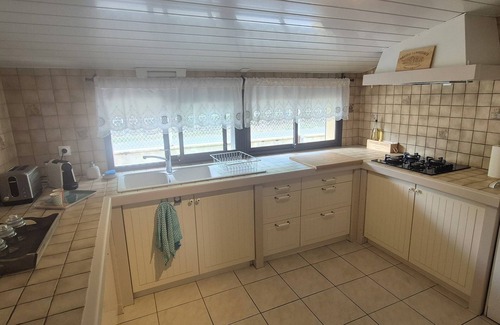 Saint-Laurent-de-Medoc Maison | Peaceful house between Médoc vineyards and Hourtin lake. Pool area.