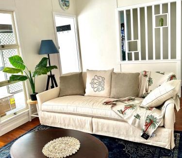 Margate Maison | Peaceful holiday home in Margate Redcliffe