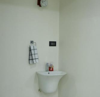 Shaikpet Appartement | Peaceful Home Stay with Fitness Center