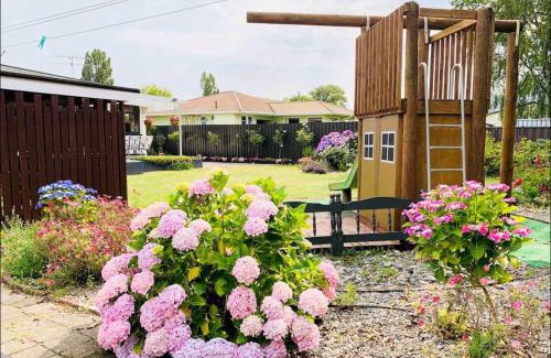 Motueka Maison | Peaceful House with Kids Playground