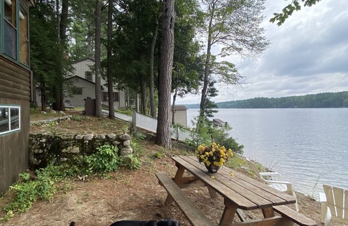 Gray Cabine | Peaceful Lakefront Cabin on Crystal Lake
