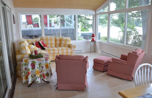 Sturgis Maison | Maison paisible au bord du lac, parfaite pour les familles - 2 heures et demie de Chicago