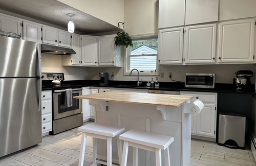 North Windham Maison | Peaceful Lakeside Oasis Near City Amenities