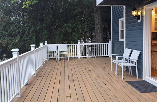 Lake Mohawk Maison | Peaceful lakeview house in Sparta LONG TERM STAY. Minimum 9 months.