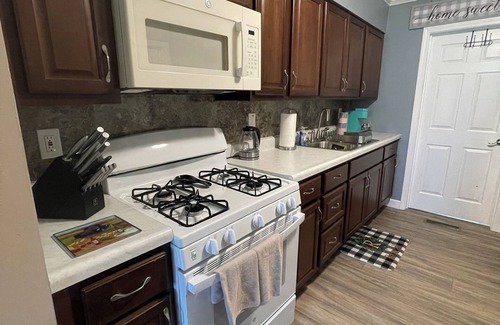Airport Township Maison | Peaceful little house in the heart of Maryland Heights
