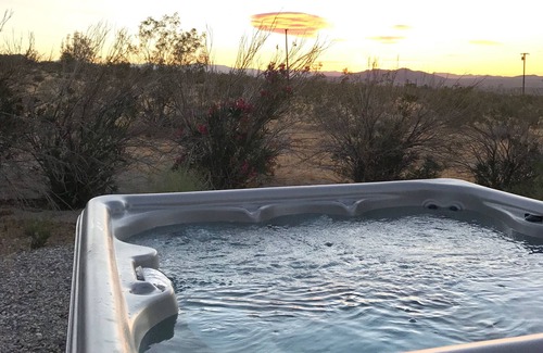 Panorama Heights Maison | Peaceful mid-century house under the boulders near Joshua Tree National Park