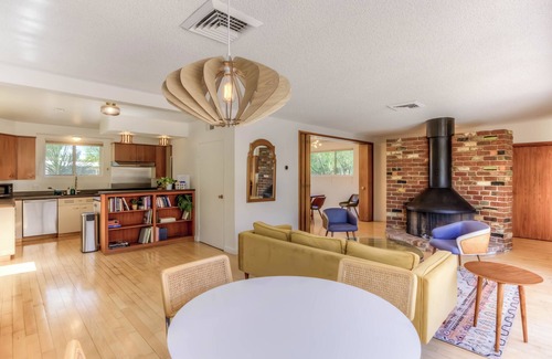 Blenman-Elm Maison | Peaceful Mid-Century Retreat with Pool and Hot Tub