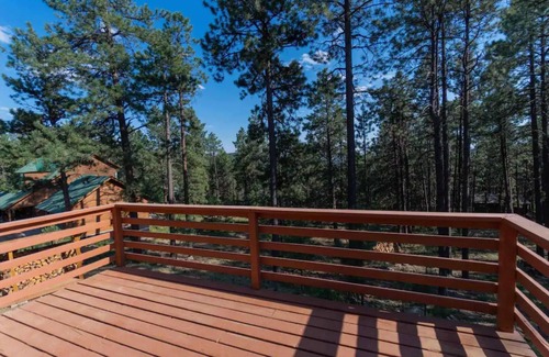 Forest Lakes Maison | Peaceful Mountain House on 1 Acre -Family Friendly