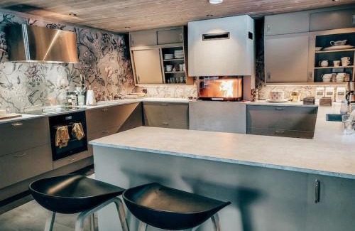 Oystre Slidre Chalet De Ski | Peaceful Oasis. Panoramic forest- & mountain view. Sauna.