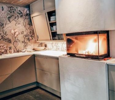 Oystre Slidre Chalet De Ski | Peaceful Oasis. Panoramic forest- & mountain view. Sauna.