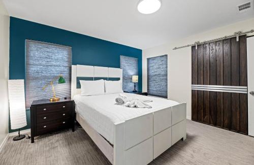 Dallas Maison | Peaceful on San Paula