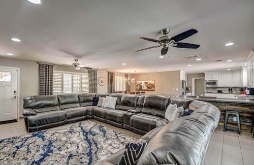 Ranchos Del Sol Maison | 5Bd / 4. 5ba, piscine privée + spa, Dbl Master, cuisine extérieure, Great Gilbert Area