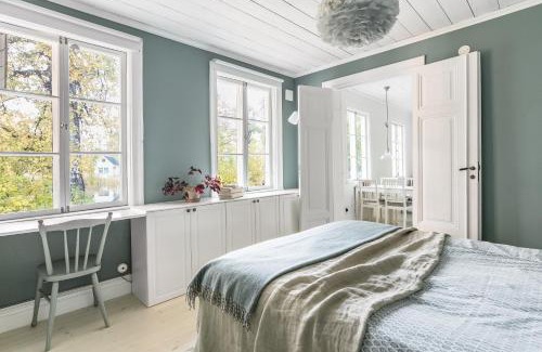 Hasthagen Maison | Peaceful, Picturesque Lake & Forest Retreat