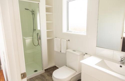 Onetangi Maison | Peaceful place with views - Waiheke Cohost