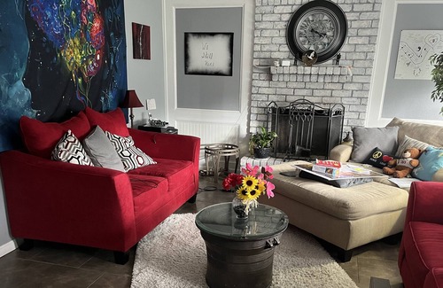 Clear Lake Maison | ***Peaceful Private Room A Get Away with WiFi and Free Parking***