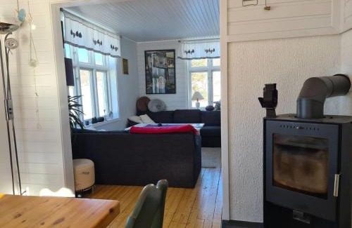 Vestvagøy Maison | Peaceful property with spectacular sea view