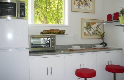 Orinda View Appartement | Studio paisible, calme et entièrement meublé. Minutes à San Francisco, Berkeley, BART