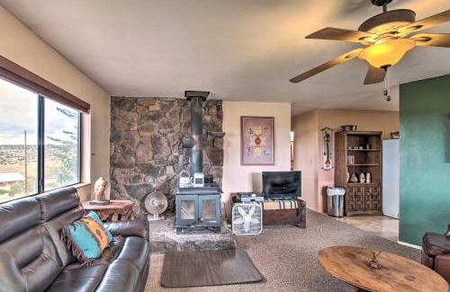 Springerville Maison | Peaceful Ranch Cabin, 3 Mi to Becker Lake!