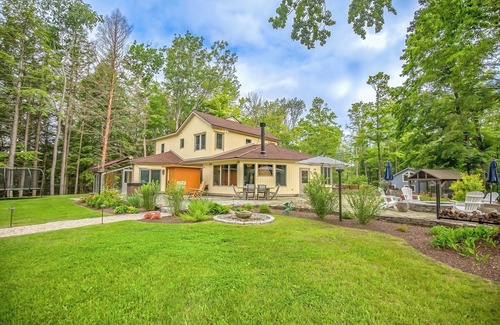 North Egremont Maison | Peaceful Retreat Compound 10 Minutes to Great Barrington!